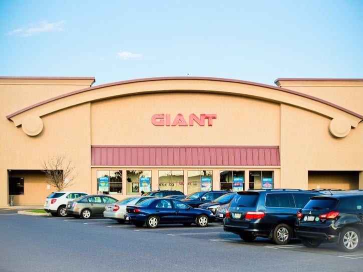 Giant Opening Broomall Store Dec 6